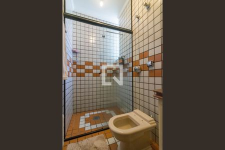 Casa à venda com 202m², 3 quartos e 8 vagas Casa à venda com 202m², 3 quartos e 8 vagasBanheiro