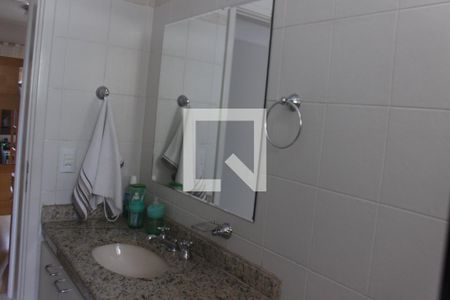 Apartamento à venda com 363m², 3 quartos e 3 vagas Apartamento à venda com 363m², 3 quartos e 3 vagasBanheiro 3