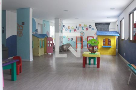 Apartamento à venda com 363m², 3 quartos e 3 vagas Apartamento à venda com 363m², 3 quartos e 3 vagasBrinquedoteca
