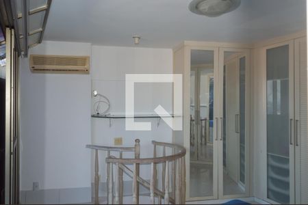 Apartamento à venda com 72m², 1 quarto e 1 vaga Apartamento à venda com 72m², 1 quarto e 1 vagaQuarto Suíte