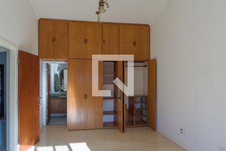 Casa à venda com 370m², 4 quartos e 3 vagasSuíte 4