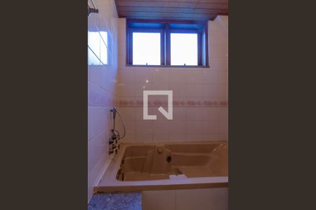 Casa à venda com 370m², 4 quartos e 3 vagasSalão de Festas- Banheiro