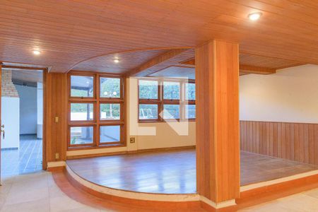 Casa à venda com 370m², 4 quartos e 3 vagasSalão de Festas