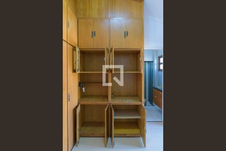 Casa à venda com 370m², 4 quartos e 3 vagasSuíte 3