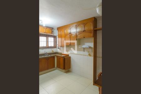 Casa à venda com 370m², 4 quartos e 3 vagasCozinha