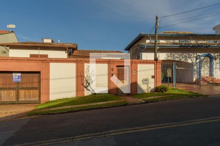Casa à venda com 370m², 4 quartos e 3 vagasFachada