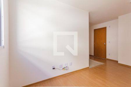 Sala de apartamento para alugar com 2 quartos, 43m² em Parque São Vicente, Mauá