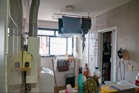 Apartamento à venda com 174m², 4 quartos e 3 vagas Apartamento à venda com 174m², 4 quartos e 3 vagasarea de serviço