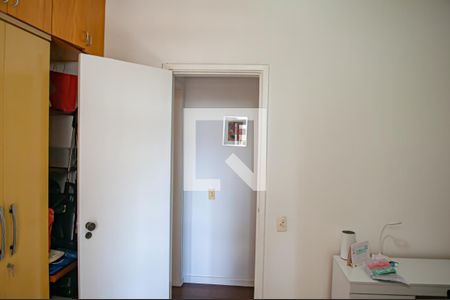 Apartamento à venda com 174m², 4 quartos e 3 vagas Apartamento à venda com 174m², 4 quartos e 3 vagasquarto 2