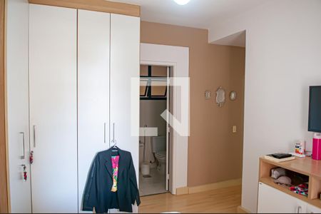 Apartamento à venda com 174m², 4 quartos e 3 vagas Apartamento à venda com 174m², 4 quartos e 3 vagasquarto 1 suite