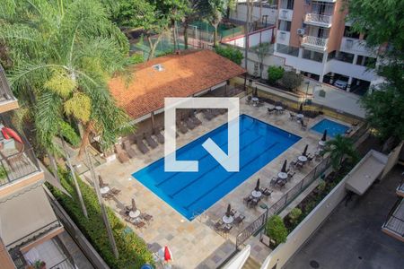 Apartamento à venda com 72m², 2 quartos e 1 vaga Apartamento à venda com 72m², 2 quartos e 1 vagaÁrea comum - Piscina