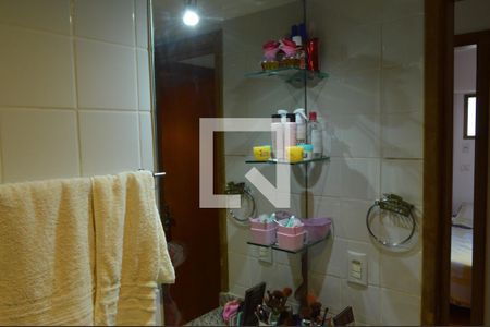 Apartamento à venda com 72m², 2 quartos e 1 vaga Apartamento à venda com 72m², 2 quartos e 1 vagaBanheiro