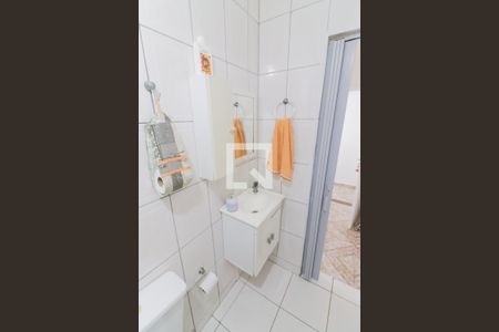 Casa à venda com 40m², 2 quartos e 2 vagas Casa à venda com 40m², 2 quartos e 2 vagasEdicula