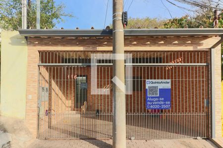 Casa à venda com 40m², 2 quartos e 2 vagas Casa à venda com 40m², 2 quartos e 2 vagasFachada