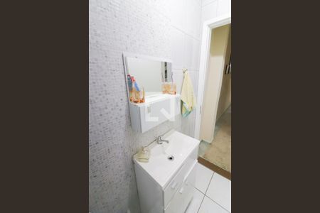 Casa à venda com 40m², 2 quartos e 2 vagas Casa à venda com 40m², 2 quartos e 2 vagasBanheiro 1