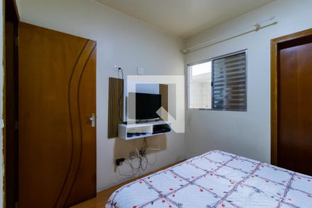 Casa à venda com 220m², 3 quartos e 3 vagasSuíte