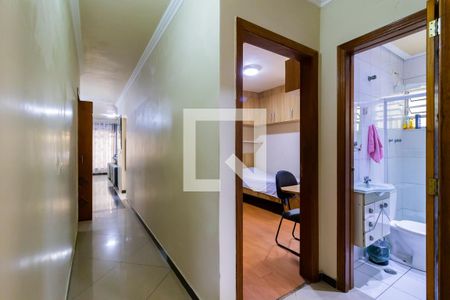 Casa à venda com 220m², 3 quartos e 3 vagasCorredor