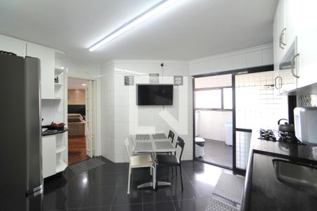 Apartamento à venda com 125m², 3 quartos e 3 vagasCozinha