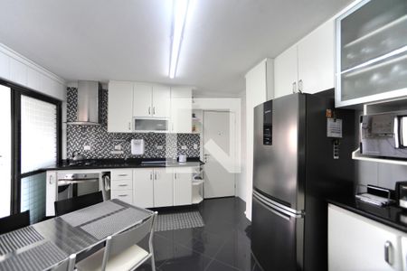 Apartamento à venda com 125m², 3 quartos e 3 vagasCozinha