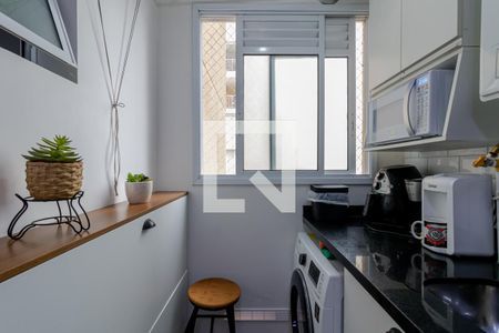 Apartamento à venda com 69m², 3 quartos e 1 vagaÁrea de Serviço