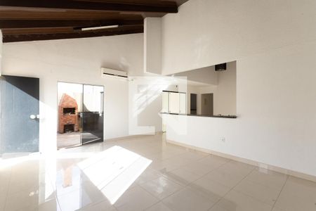Sala 1 de casa para alugar com 4 quartos, 180m² em Residencial Porto Seguro, Goiânia