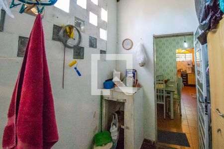 Casa à venda com 162m², 3 quartos e 3 vagas Casa à venda com 162m², 3 quartos e 3 vagasÁrea de Serviço