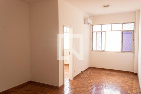 Sala de apartamento à venda com 2 quartos, 72m² em Tijuca, Rio de Janeiro