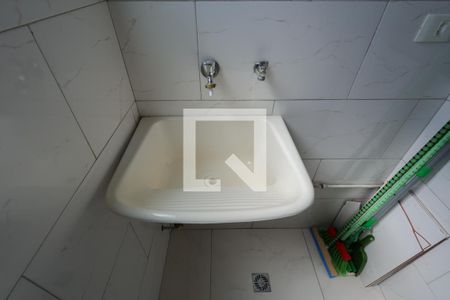 Apartamento à venda com 55m², 2 quartos e 1 vagaCozinha e área de serviço