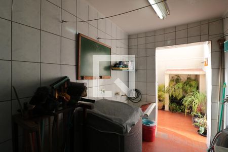 Casa à venda com 220m², 3 quartos e 2 vagasÁrea de Serviço