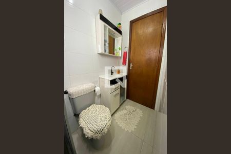 Casa à venda com 81m², 2 quartos e 1 vagaBanheiro