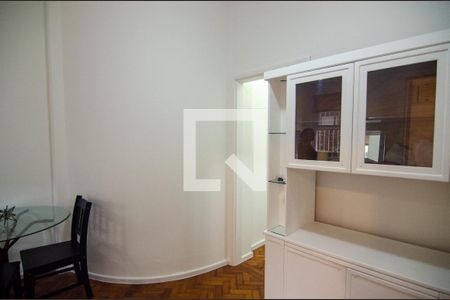 Sala de apartamento para alugar com 1 quarto, 38m² em Copacabana, Rio de Janeiro