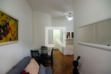 Sala de apartamento para alugar com 1 quarto, 38m² em Copacabana, Rio de Janeiro