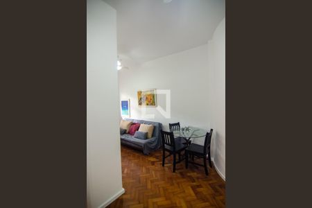 Sala de apartamento para alugar com 1 quarto, 38m² em Copacabana, Rio de Janeiro