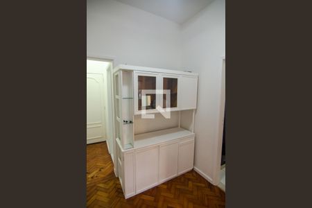 Sala de apartamento para alugar com 1 quarto, 38m² em Copacabana, Rio de Janeiro