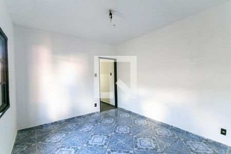 Quarto 1 de casa para alugar com 2 quartos, 70m² em Parque das Paineiras, São Paulo