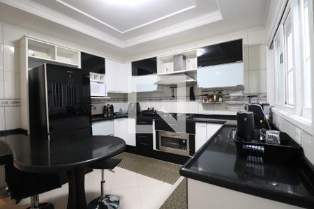 Casa à venda com 157m², 3 quartos e 3 vagasCozinha