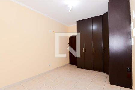 Casa à venda com 184m², 4 quartos e 2 vagasSuíte 2