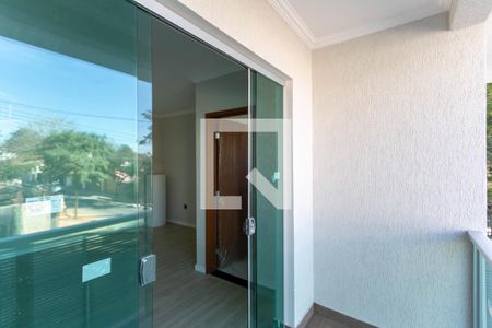 Casa à venda com 120m², 3 quartos e 3 vagas Casa à venda com 120m², 3 quartos e 3 vagasVaranda