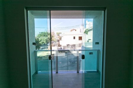 Casa à venda com 120m², 3 quartos e 3 vagas Casa à venda com 120m², 3 quartos e 3 vagasVaranda