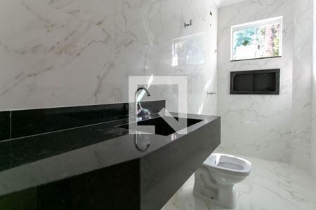 Casa à venda com 120m², 3 quartos e 3 vagas Casa à venda com 120m², 3 quartos e 3 vagasBanheiro Social