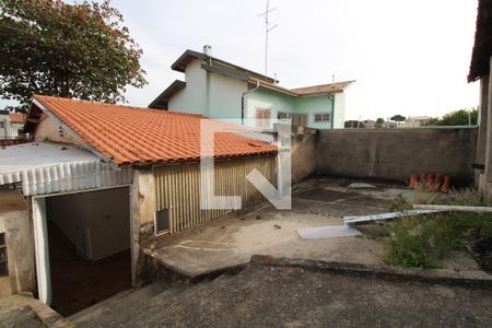 Casa à venda com 78m², 2 quartos e 1 vagaQuintal