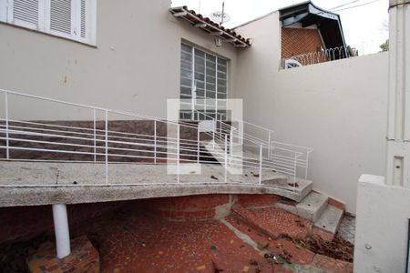 Casa à venda com 78m², 2 quartos e 1 vagaFachada