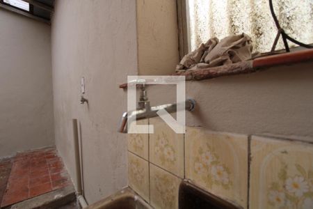 Casa à venda com 78m², 2 quartos e 1 vagaÁrea de Serviço