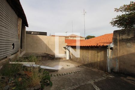 Casa à venda com 78m², 2 quartos e 1 vagaQuintal