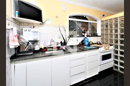 Casa à venda com 140m², 4 quartos e 2 vagasCozinha