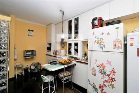 Casa à venda com 140m², 4 quartos e 2 vagasCozinha