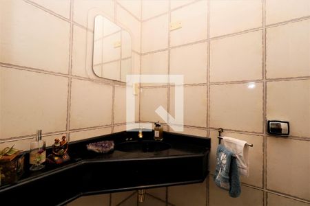 Casa à venda com 140m², 4 quartos e 2 vagasBanheiro