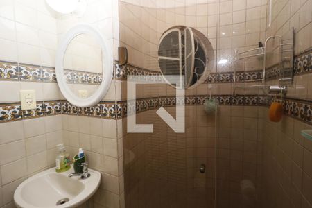 Casa à venda com 140m², 4 quartos e 2 vagasBanheiro da Suíte 2