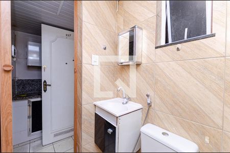 Studio para alugar com 35m², 1 quarto e sem vaga Studio para alugar com 35m², 1 quarto e sem vagaBanheiro