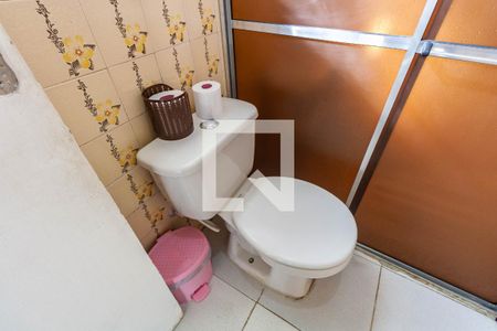 Casa à venda com 210m², 3 quartos e 4 vagasBanheiro 2